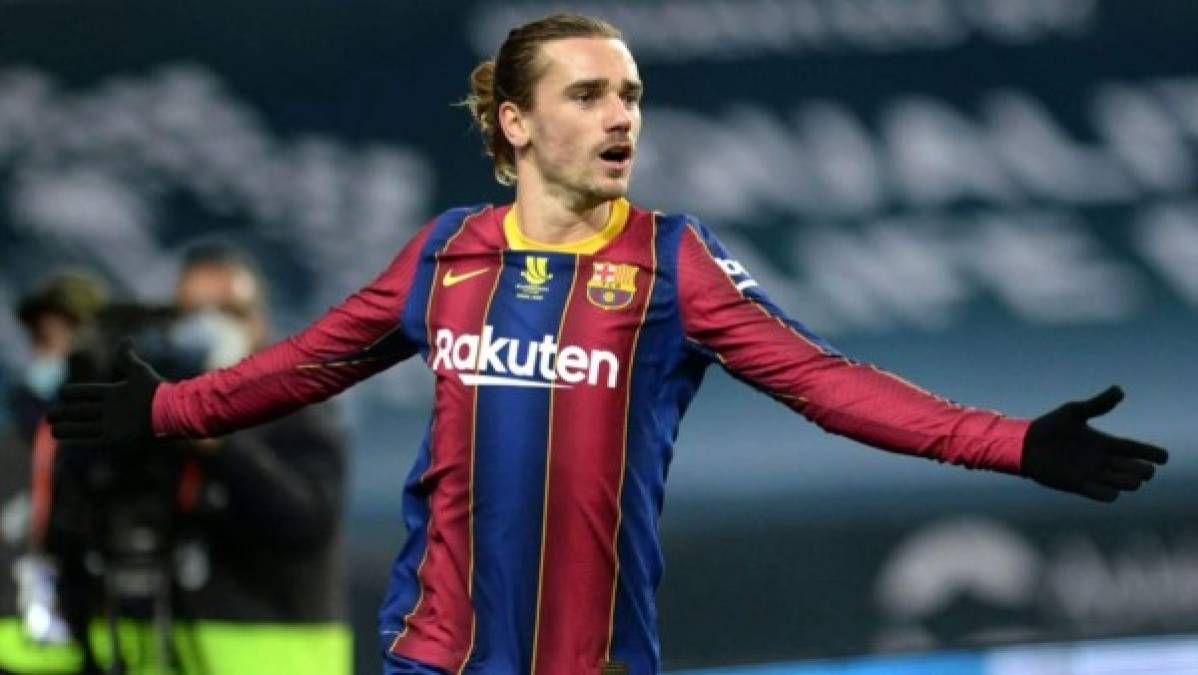 Todo apunta a que Antoine Griezmann se irá del FC Barcelona en este mercado de fichajes, esto para lograr que Lionel Messi se quede en el equipo culé, según informa Deportes Cuatro. <br/><br/>Los problemas económicos del Barça han hecho que el club tenga que elegir entre el argentino o el francés. Y en las oficinas del Camp Nou lo tienen claro. La entidad azulgrana tendrá que vender inevitablemente al delantero galo para poder inscribir al rosarino en la Liga Española. El plan de Joan Laporta es traspasar al ex del Atlético y pedir a tres pesos pesados del vestuario (Sergio Busquets, Gerard Piqué y Jordi Alba) que se bajen el sueldo para poder inscribir a Messi, 'Kun' Agüero, Memphis Depay, Eric García y Emerson.<br/><br/>Foto - EFE