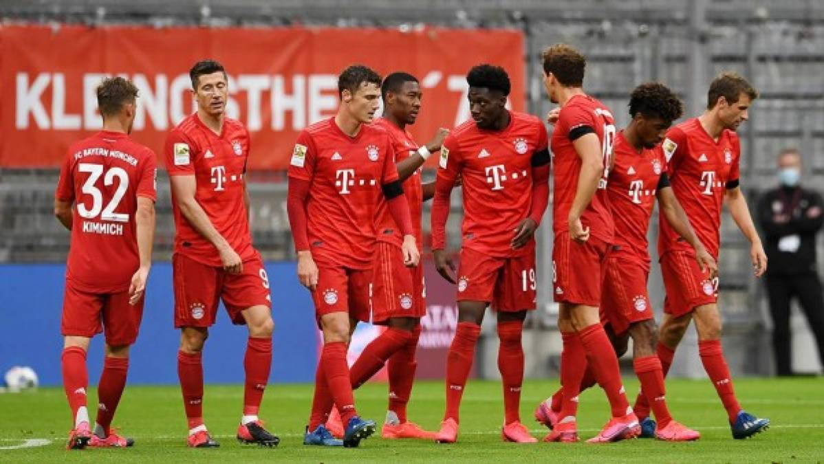 3. Bayern Múnich (3544 millones de euros) - Desde hace un año aproximadamente, el Bayern es el mejor equipo del mundo. Lo demostró en 2020 ganando el Sextete, algo que sólo había conseguido antes el FC Barcelona en toda su historia. En Alemania arrasan cada año y habían logrado una increíble racha de 19 victorias seguidas en Champions hasta que la semana pasada se la rompió el PSG, que finalmente lo eliminó de Champions. Tener a jugadores como Lewandowski ayuda.