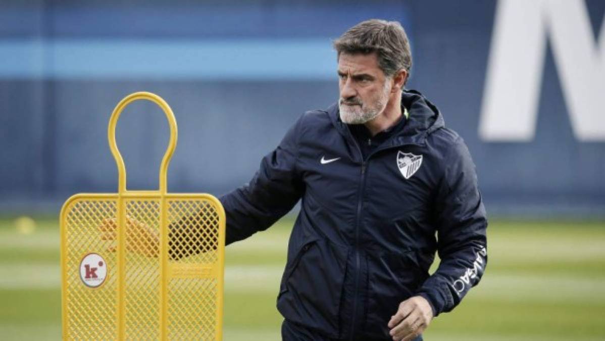 El Málaga anuncia que el técnico Míchel González no continuará al frente del equipo. 'Míchel González llegó la temporada pasada en una situación complicada y el técnico fue capaz de darle la vuelta y acabar en una posición en la parte media de la tabla. Lamentablemente, esta campaña desde el principio el equipo no ha logrado encadenar una racha de buenos resultados que lo saquen de la zona de descenso y el Club considera que es necesario un revulsivo para buscar esa reacción. ', anuncia.