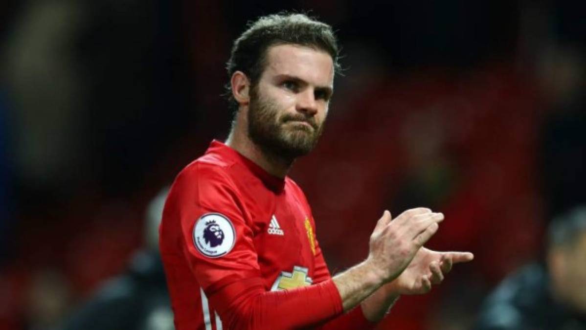 Según The Sun, Juan Mata podría regresar al Valencia. Al jugador le queda menos de un año de contrato (termina en junio de 2019) con el Manchester United y de momento no ha renovado.