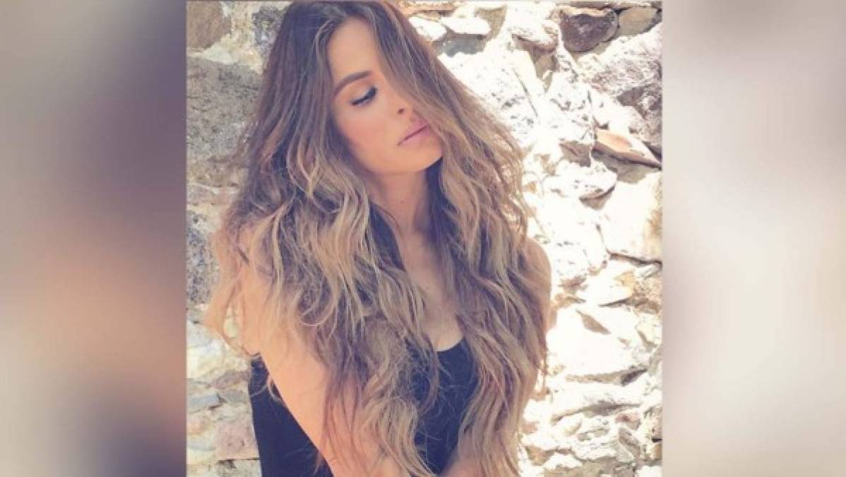 La actriz y conductora mexicana Galilea Montijo luce cada vez más irreconocible debido a todos los estéticos arreglos que se ha hecho en el rostro, pero que ella no reconoce.