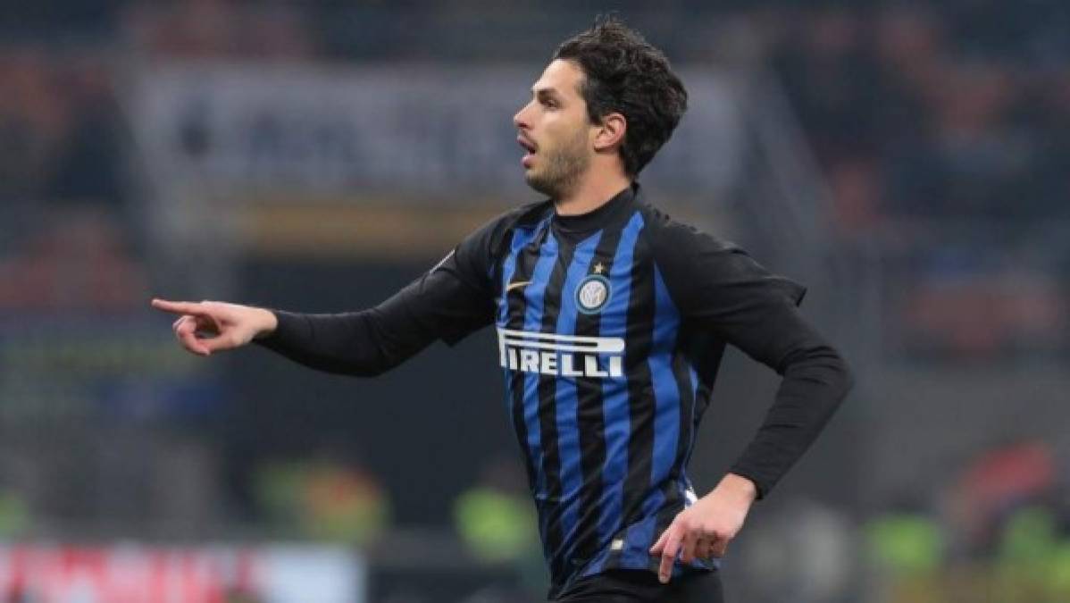 Según informa 'Tuttomercatoweb', el jugador italiano Andrea Ranocchia ya habría aceptado la oferta del Inter de Milán hasta junio del 2022, con la opción de firmar una temporada más con el club 'neroazzurro'. Es más, el acuerdo se podría anunciar en las próximas horas.