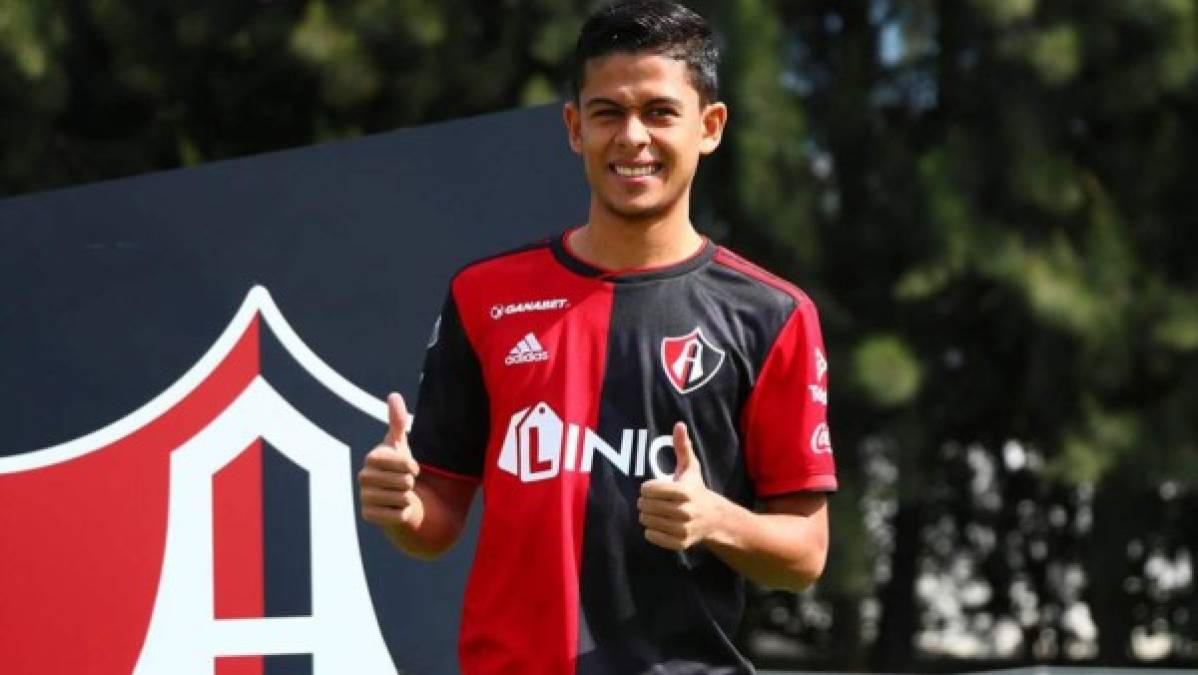 El delantero hondureño Cristian Cálix ha sido cedido a préstamo por el Atlas de México al equipo Real Monarch de la USL, segunda división de los Estados Unidos. El acuerdo es con una opción a compra. Este equipo es filial del Real Salt Lake y será compañero de los también catrachos Douglas Martínez y Luis Palma.