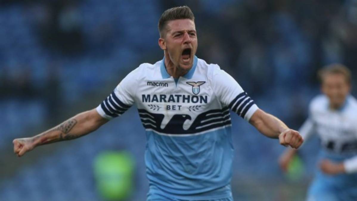 El presidente de la Lazio, Claudio Lotito, en declaraciones a La Gazzetta dello Sport lo tiene claro respecto a Sergej Milinkovic-Savic, 'En la Lazio solo contamos con los jugadores que quieren estar aquí. Si quiere emprender nuevas aventuras, no nos opondremos, ¿a qué precio? me limito a recordar que ha sido reconocido como el mejor centrocampista de la Serie A'.