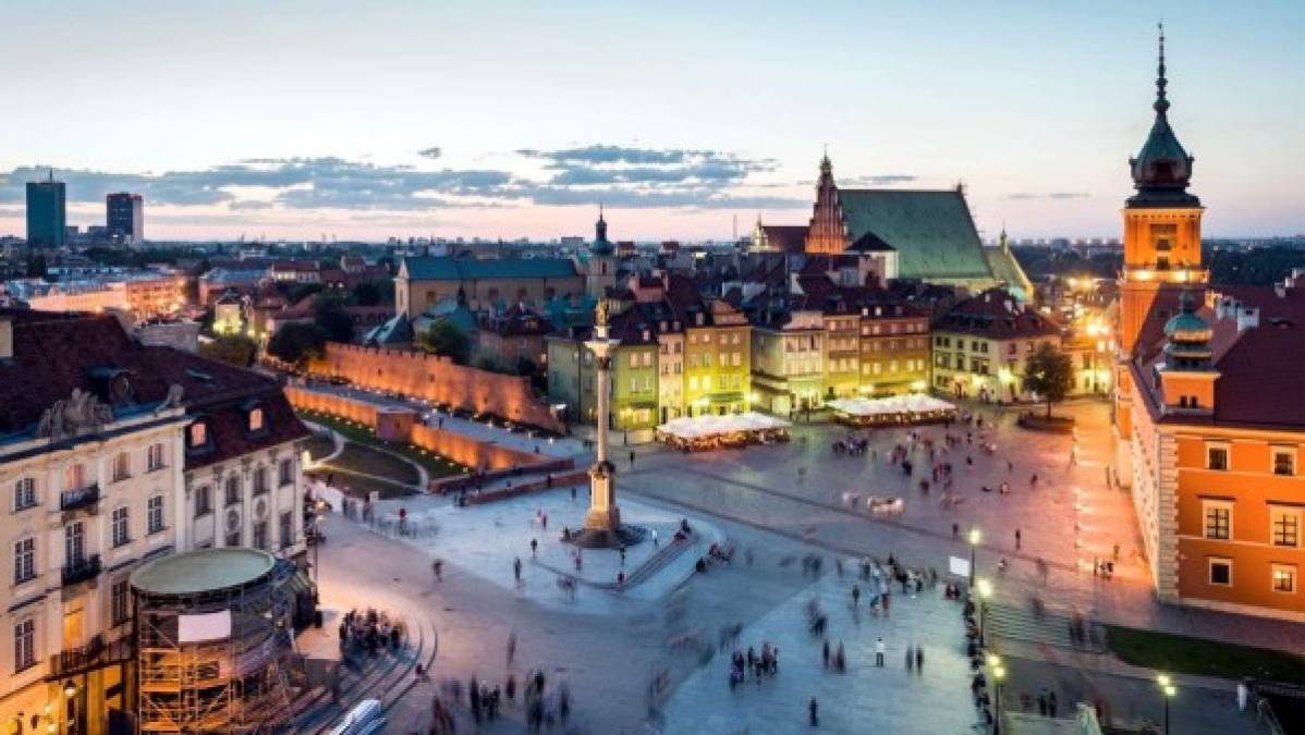 12. Polonia: Con una población de 38 millones de habitantes, esta nación con un turbulento pasado está entre los destinos favoritos para retirarse en Europa debido a sus asequibles precios.