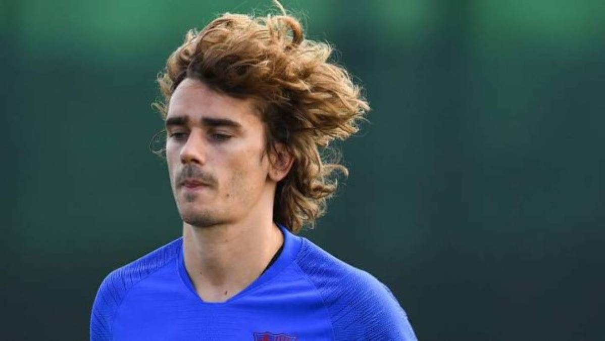 Griezmann: Y el delantero francés estará debutando con el Barcelona ante Chelsea. El ariete llega procedente del Atlético de Madrid.