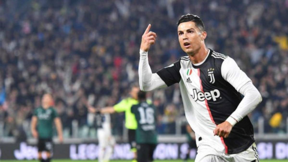 Cristiano Ronaldo: Es el referente de la Juventus, el goleador del club italiano.