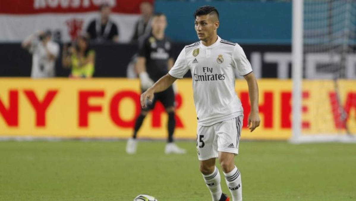 Óscar Rodríguez Arnaiz: El joven centrocampista es otro de los que Real Madrid pretende vender. Se menciona que Villarreal lo pretende, el cuadro blanco pide 20 millones de euros.