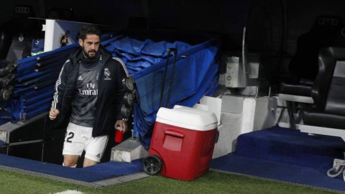 Isco Alarcón esta vez empezó el partido en el banco de suplentes.