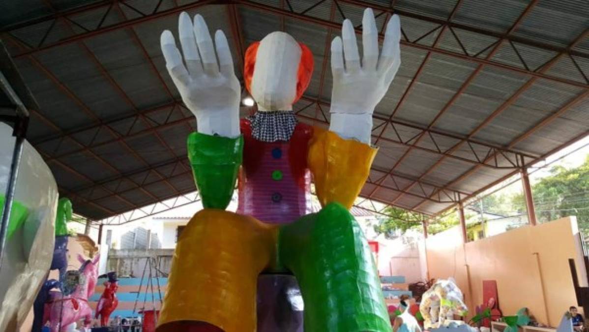 Desde esta tarde hasta el sábado, los trinitecos y turistas vivirán una de las experiencias de más tradición en esta zona patepluma: el festival Paseo Real de las Chimeneas Gigantes. Fotos de TV MÁS SB HD