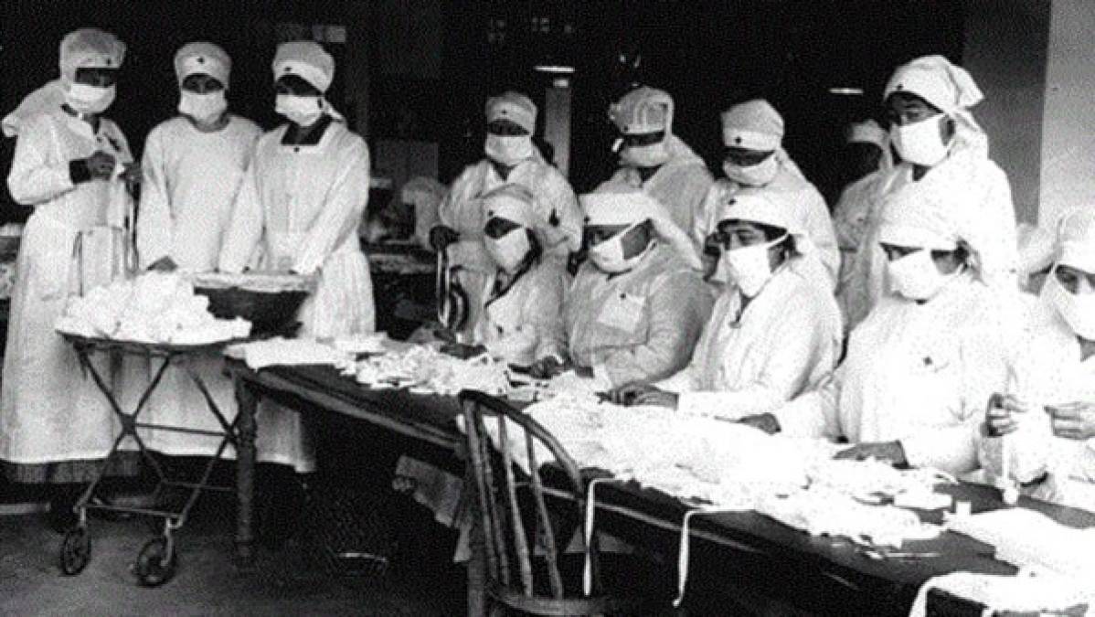 El primer brote, en la primavera (boreal) de 1918, había causado la décima parte, mientras que el resto falleció en la tercera ola, en 1919, y en una secuela de mortalidad menor en 1920, que padecieron los bebés que no se habían inmunizado los dos años previos.