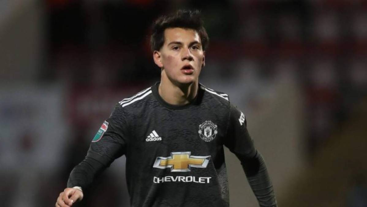 Facundo Pellistri - Desde Inglaterra han anunciado que el Celta de Vigo va detrás del extremo uruguayo del Manchester United. El extremo es una joven promesa, que pertenece al club inglés, por el que pagó en verano su cláusula de 10 millones de dólares al Peñarol. El jugador tiene 19 años y el Celta es el favorito para hacerse con sus servicios.<br/><br/>El agente del futbolista reconoce que el va a salir en este mercado de fichajes y que tiene ofertas de otro equipo español. Según se informa, Pellistri lo tenía hecho para recalar en Almería en este invierno.