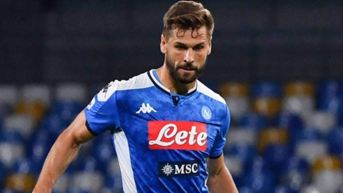 Fernando Llorente: La Juventus está interesada en fichar al delantero español de 35 años de edad que milita en el Napoli. Aficionados de la Juve se han asombrado por la noticia.