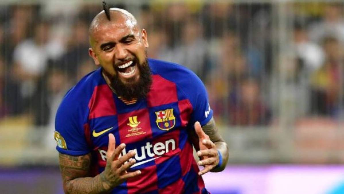 Arturo Vidal: El mediocampista chileno no entra en los planes de Koeman. El volante jugará en el Inter de Milán.