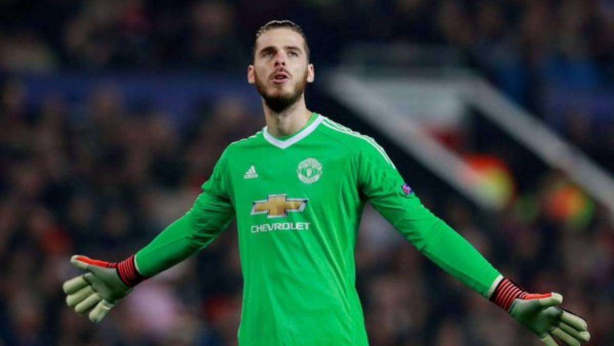 David de Gea: Las malas actuaciones del portero español en el Mundial de Rusia han cerrado las puertas del Real Madrid para el portero español. Sus fallos en goles como en los de Cristiano Ronaldo o su incapacidad de parar un penalti en la tanda ante Rusia, han empujado al conjunto blanco a no confiar en el guardameta. Por lo que hoy lo ha descartado de unirse al club merengue.