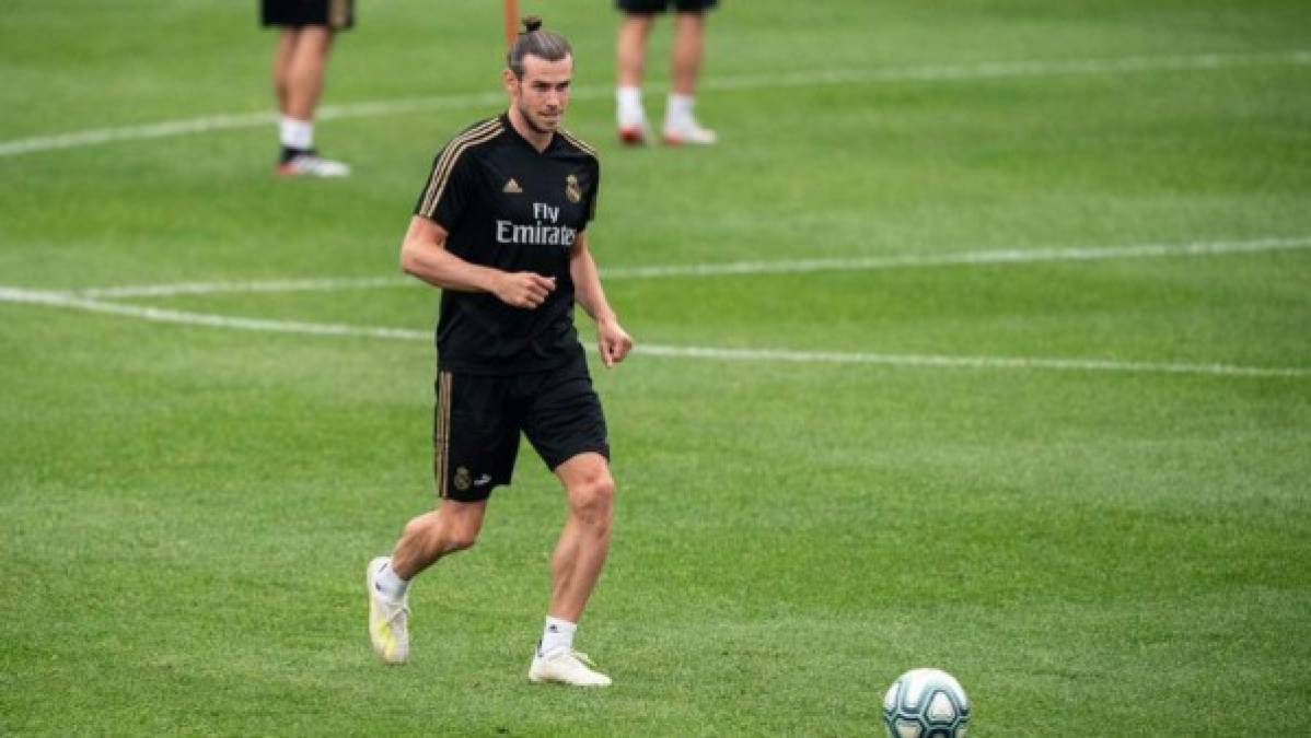 Gareth Bale: El galés ha sido marginado por Zidane y está en la lista de venta del Real Madrid. El cuadro merengue está tasado en 32 millones de euros, de acuerdo a Transfermarkt, el verdadero problema para pretendientes es el salario.