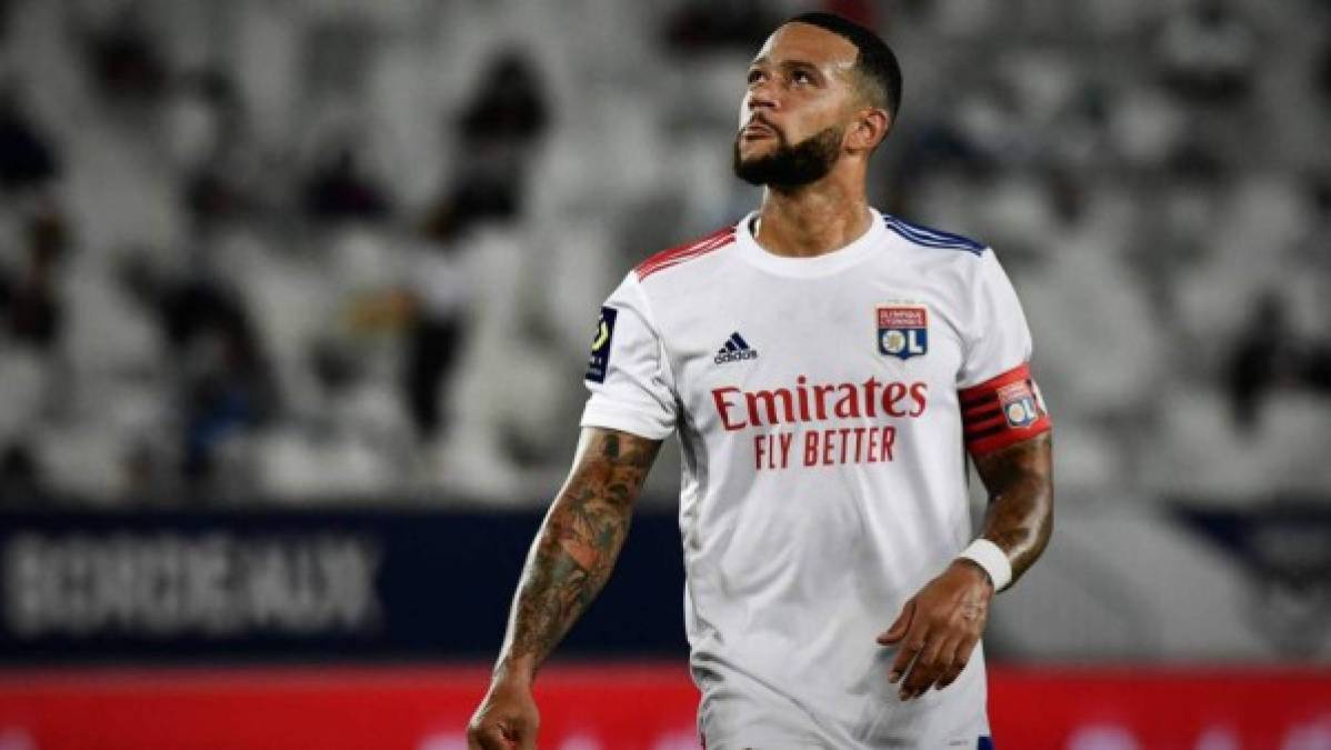 Memphis Depay - El delantero holandés ya tiene un acuerdo con el FC Barcelona, informan los diarios españoles. Autor de 21 goles y 10 asistencias en 34 partidos del Olympique de Lyon en la presente temporada, el neerlandés ha decidido cambiar de aires y quedará libre para ir al club culé. <br/><br/>Aunque como ya se rumoreaba este mismo día, el equipo azulgrana solamente lo ficharía si Ronald Koeman sigue en el banquillo. Algo que todavía no está garantizado.