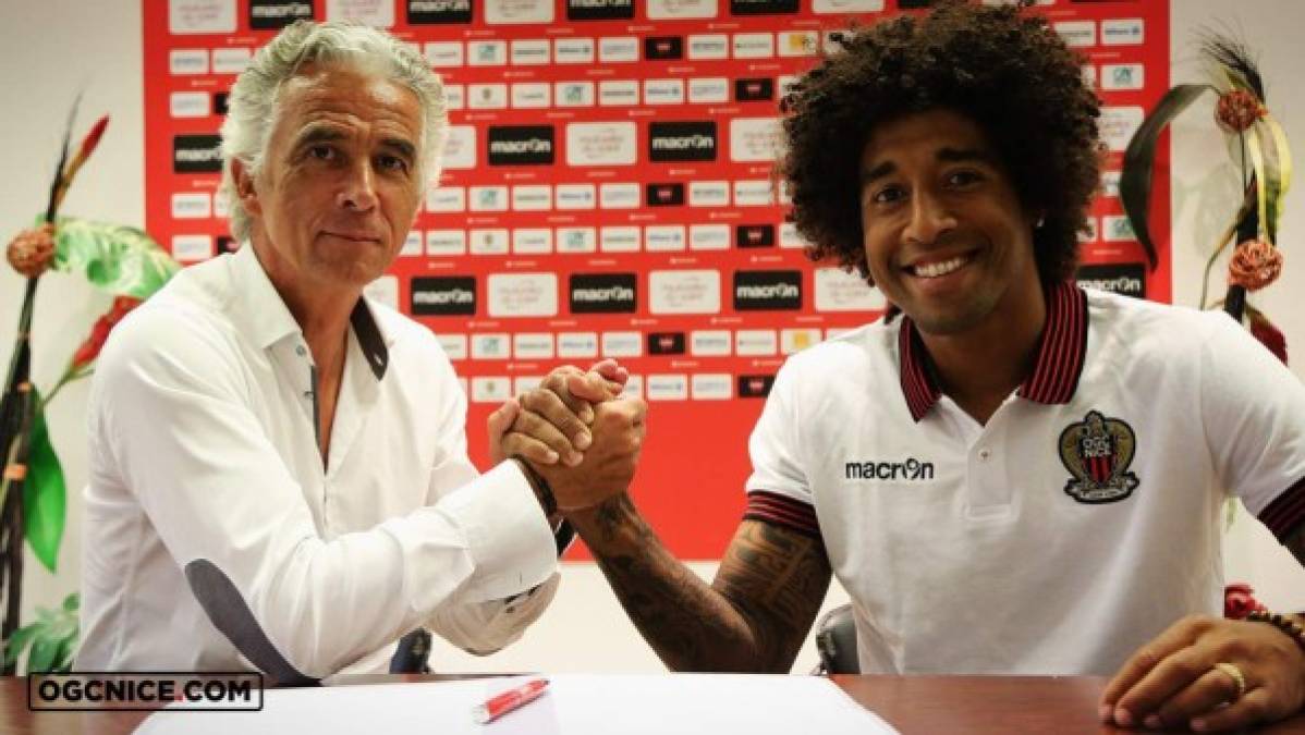 El central brasileño Dante deja la Bundesliga para jugar en la Ligue 1 francesa. El jugador, de 32 años, había estado esta última temporada en las filas del Wolfsburgo tras dejar el Bayern Munich, y llega al Niza para jugar por segunda vez en la liga gala. No se especifica el montante de la operación ni la duración del contrato, pero se cree que firma por dos o tres temporadas.