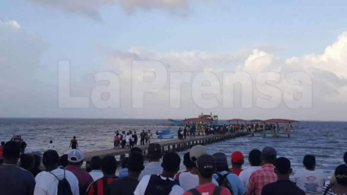 Esta tragedia paralizó a toda la comunidad de Puerto Lempira, mientras que el muelle de cabotaje y las calles que dan a su acceso fueron cerradas por la Policía para facilitar el traslado de nueve sobrevivientes.