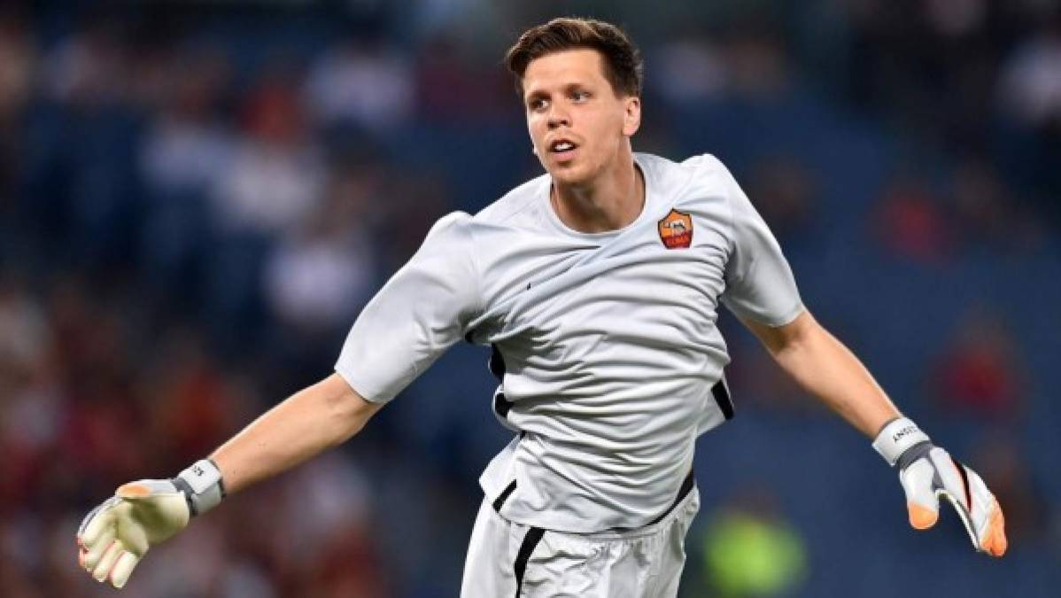 Wojciech Szczesny ha cumplido su segundo año de cesión en la Roma y el próximo verano tendrá que volver al Arsenal para ponerse bajo las órdenes de Arsene Wenger, aunque su intención es la de seguir en el club italiano, donde ha mostrado su mejor nivel. Esta temporada el guardameta polaco se ha convertido en uno de los mejores porteros de la Serie A y la buena temporada del club giallorosso en buena parte es por su culpa. Según informa 'Calciomercato.com', el guardameta polaco está dispuesto a continuar en el equipo romano puesto que ha sido el equipo que más ha apostado por él.