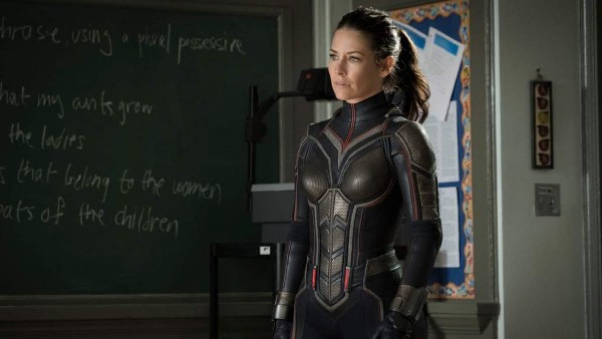 The Wasp es la esposa de Ant-Man. Ambos fueron miembros fundadores de los Avengers en los cómics.