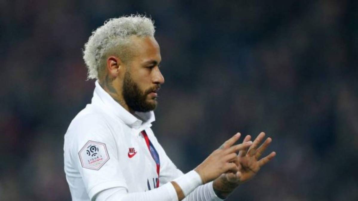 El nombre que vuelve a sonar en las oficinas del Barcelona es Neymar. El jugador de la Selección de Brasil fue pretendido por los azulgranas pero no llegaron a un acuerdo económico con PSG, dueño de su carta pase.