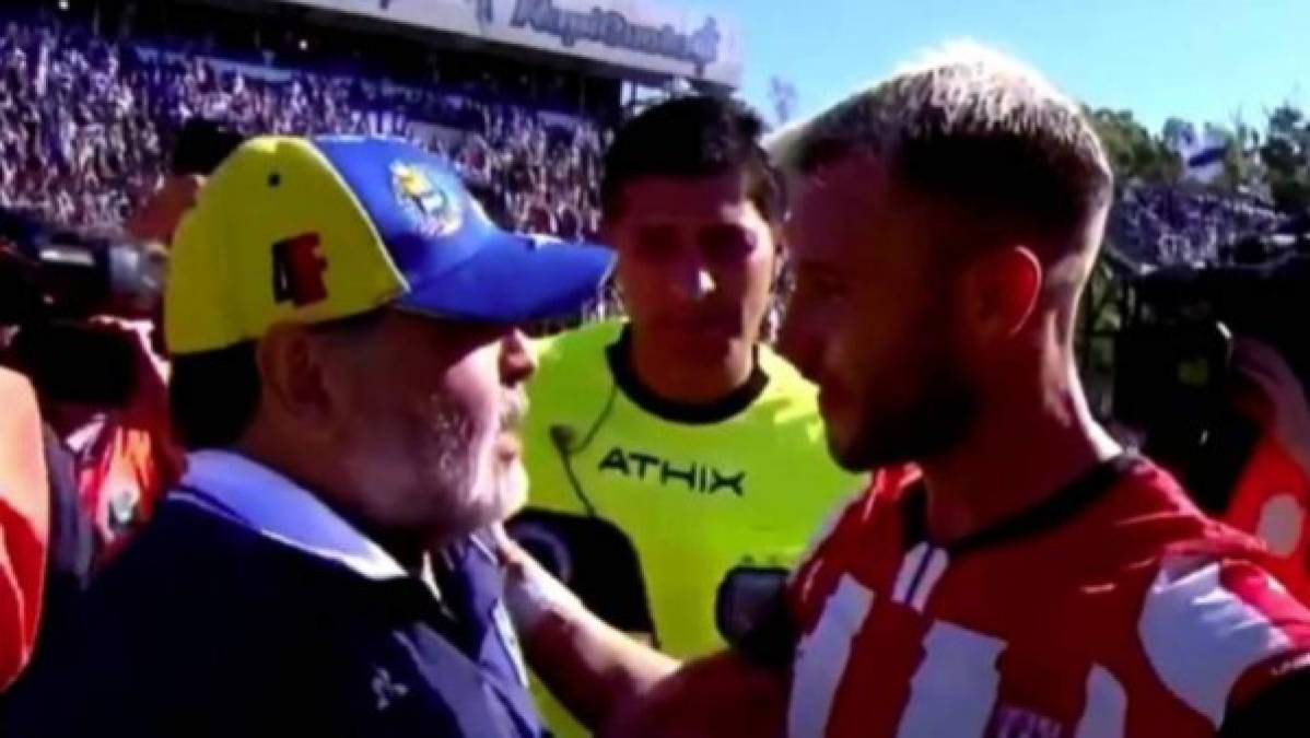 Gastón 'Gata' Fernández: El exdelantero argentino fue otro de los enemigos de Maradona. El 2 de noviembre de 2019, Fernández le había dicho a Diego 'te gusta la cámara' en la mitad de la cancha y desató el enojo del ahora fallecido.