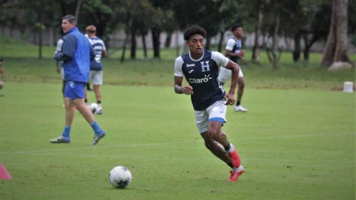 Joseph Rosales: El volante zurdo tiene ofertas de la Liga de Perú y de la MLS luego de su buena participación con la Sub-23 de Honduras en el Preolímpico de Concacaf.