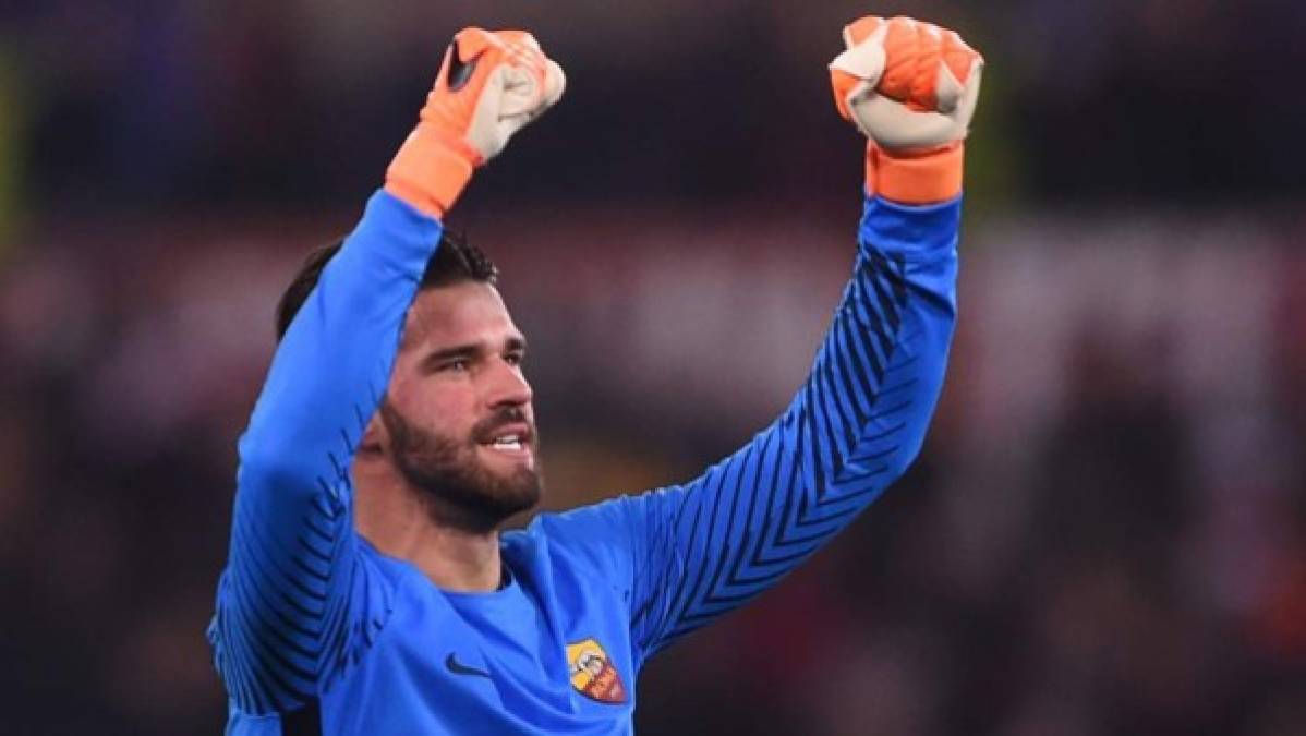 Alisson: En el Liverpool le han hecho una oferta de 70 millones de euros a la Roma por quedarse con los servicios del portero brasileño. El conjunto romano estaría dispuesto a vender al internacional brasileño si el equipo dirigido por Klopp llegase a los 75 millones, según informa BBC.