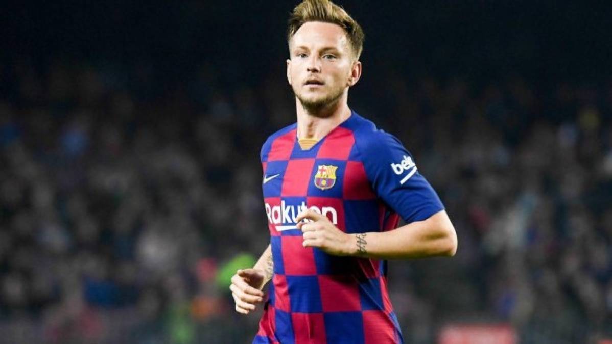 Ivan Rakitic: El Barcelona le ofreció al PSG los servicios del mediocampista croata.