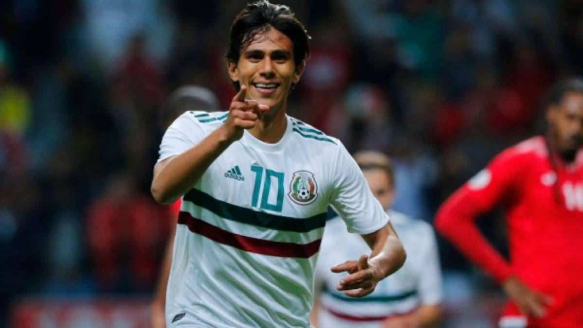 José Juan Macías es una de las mayores esperanzas del fútbol mexicano. El delantero que se ha salido en León ya ha llamado la atención de algunos de los mejores clubes europeos y el Borussia de Dortmund quiere adelantarse. Mucho talento joven en sus filas con el intento de desarrollo de otro jugador como Gio Reyna, además de los Haaland o Sancho que ya cuentan con el cartel de estrellas mundiales.