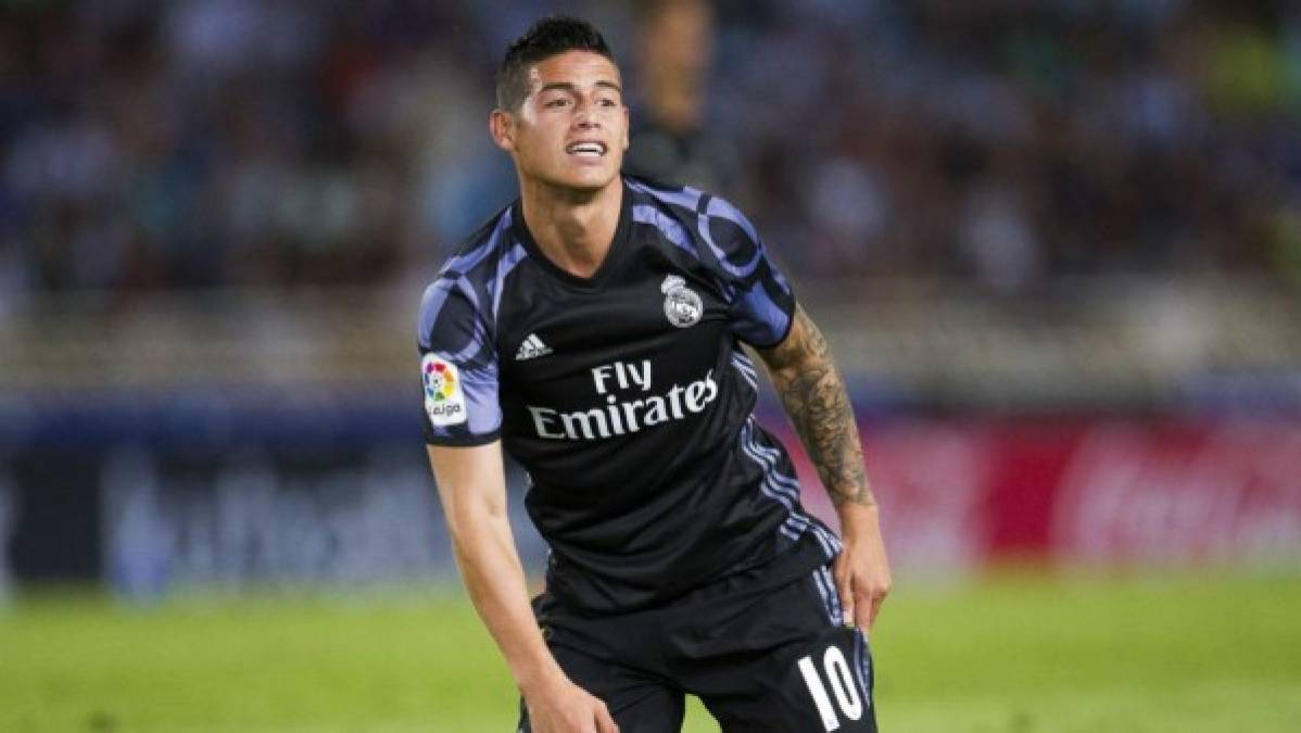 James Rodríguez, suplente habitual. El mediapunta del Real Madrid lleva un año jugando la mitad de los partidos de suplente. Esta situación no es agradable para el colombiano, que estará pendiente de una salida del club blanco hasta el final del mercado.