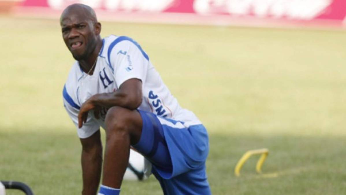 A David Suazo le consultamos sobre su 11 ideal de la selección de Honduras, el exjugador lo agreamos y le consultamos sobre 10 jugadores que a su parecer destacaron en la H.