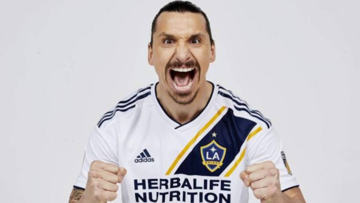 El sueco Zlatan Ibrahimovic jugará en Los Ángeles Galaxy, el atacante firmó por dos años con el club de la MLS de Estados Unidos.