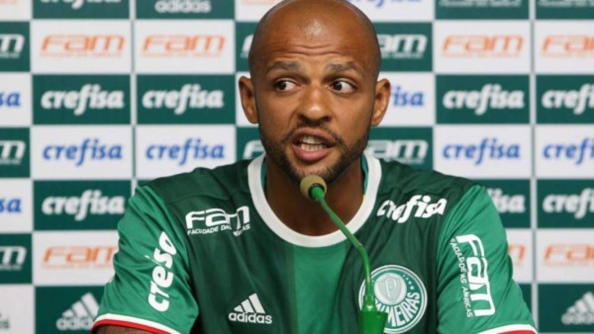 El Palmeiras ha anunciado la salida del centrocampista internacional Felipe Melo, uno de sus principales fichajes para este año y que fue apartado del equipo por el técnico, Alexi Stival 'Cuca'.