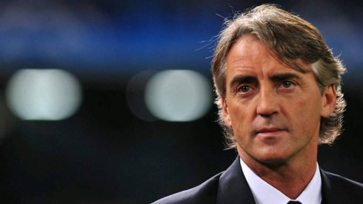 El estratega italiano Roberto Mancini se perfila como fuerte candidato para llegar al banquillo del Leicester City, club que despidió a Ranieri.