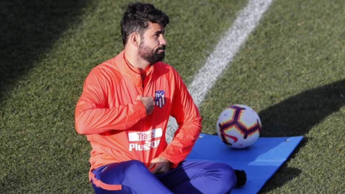 Diego Costa: El diario AS de España informa que el Atlético de Madrd quiere vende al delantero, pero no le encuentra equipo en Europa. Los colchoneros lo quieren vender para fichar a otro atacante.