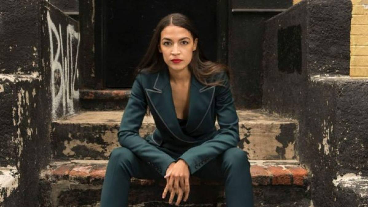 Alexandria Ocasio-Córtez: Esta latina fue este año una de las protagonistas de los comicios de medio mandato estadounidenses al ser elegida congresista, la más joven en la historia de Estados Unidos.