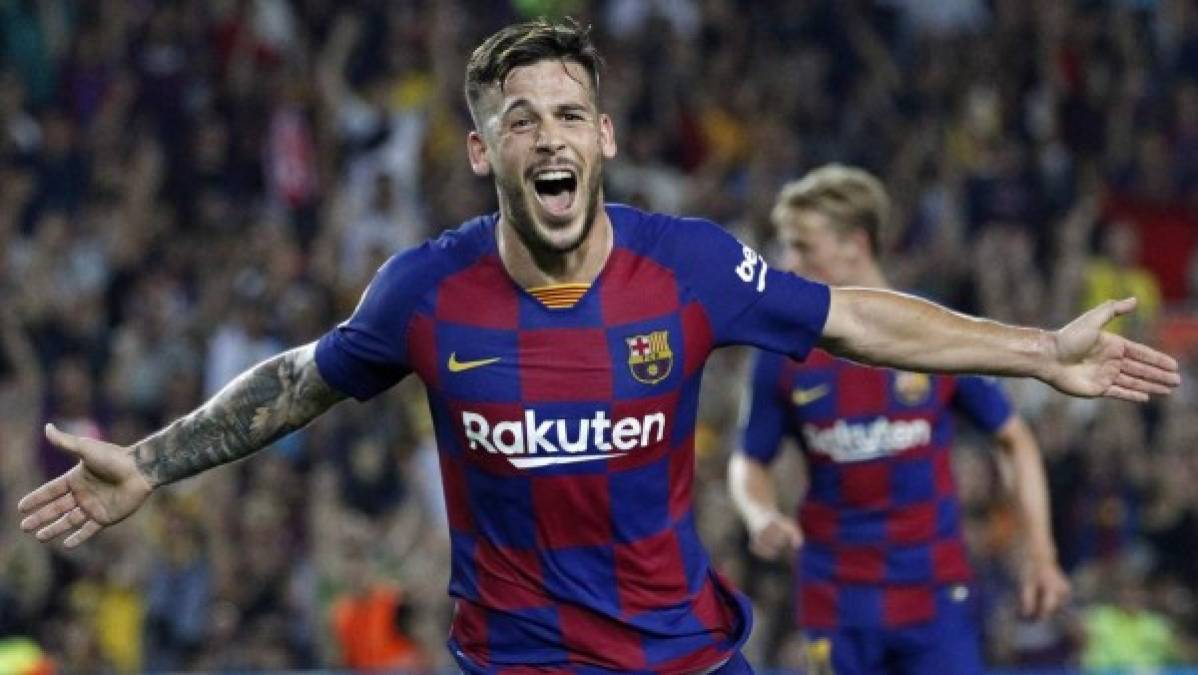 El FC Barcelona le comunicó este viernes a Carles Pérez que se busque un nuevo equipo ya que no cuentan con él. El extremo español se vio sorprendido por la decisión del club culé y ya suena para reforzar a la Roma.