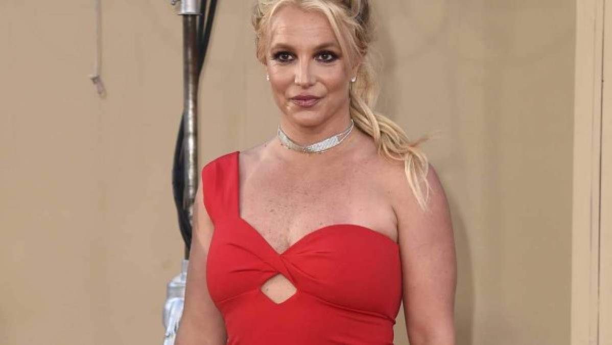 Asimismo, el abogado ha solicitado que la potestad para autorizar que Britney asuma nuevos trabajos -como actuaciones en televisión, conciertos o grabaciones- recaiga en Rubin y no en el padre.<br/>