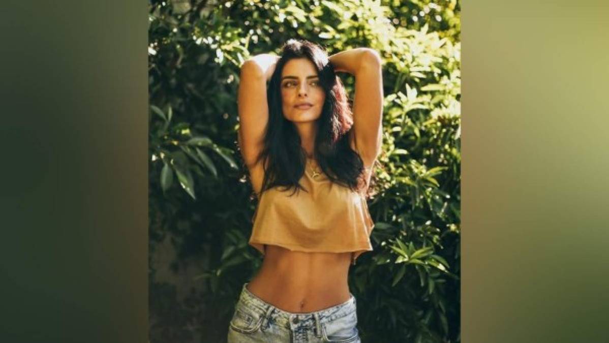 Aislinn Derbez se encuentra en el ojo de la polémica luego de que al parecerla modelo y actriz está dándose una nueva oportunidad en el amor. <br/>