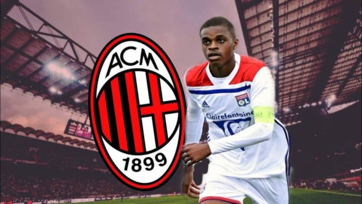 Según TuttoMercatoWEB.com, el AC Milan espera anotar inminentemente el fichaje de la joven perla del Olympique de Lyon, Pierre Kalulu. El lateral diestro de 20 años se incorporará, de este modo, a la escuadra de San Siro con la carta de libertad bajo el brazo.