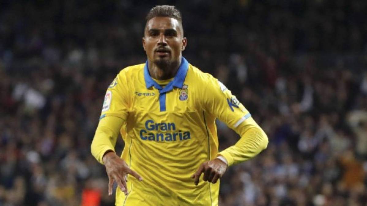 Kevin Prince Boateng seguirá una temporada más en Las Palmas. Así lo ha asegurado este viernes el presidente de la entidad, Miguel Ángel Ramírez, en los micrófonos de Radio MARCA. 'Boateng va a continuar en la UD Las Palmas, pero no sé por qué no se lo cree nadie. Se firmará y hará oficial un acuerdo para que siga un año más la semana que viene'.