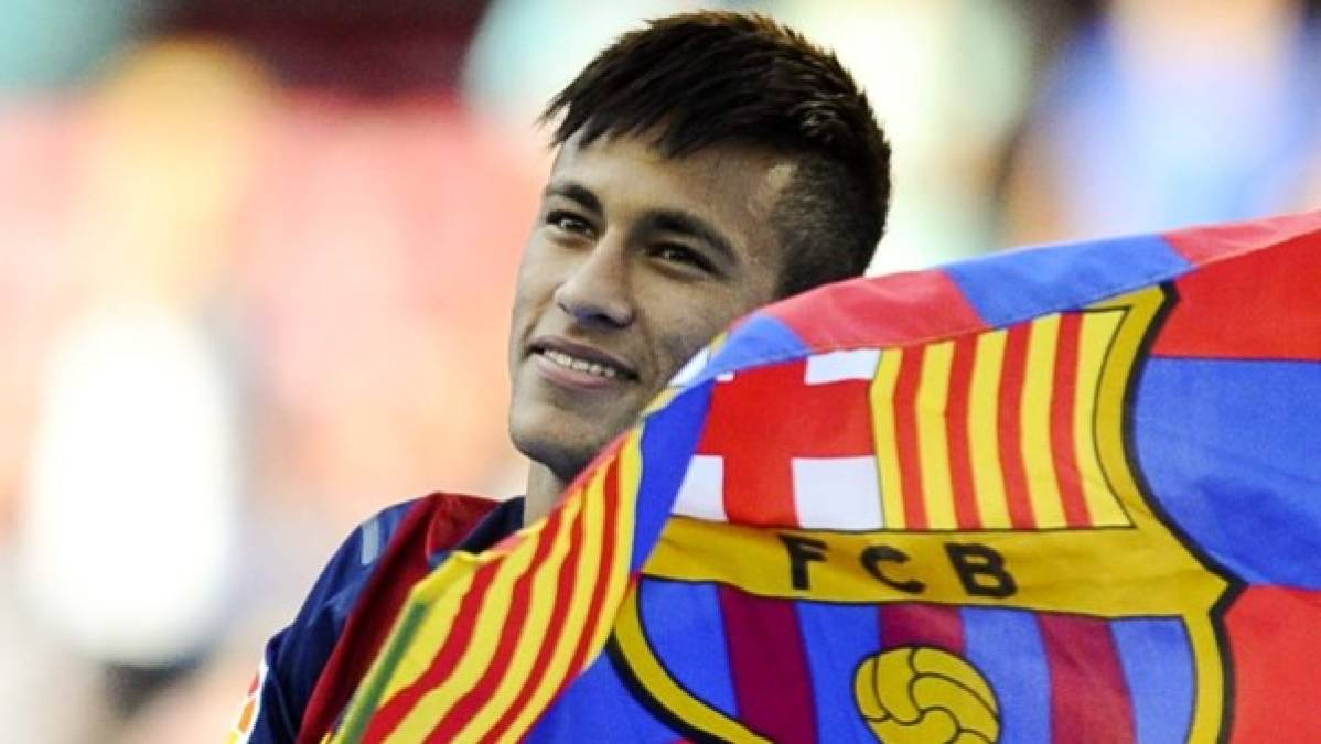 Un caso muy conocido es el de Neymar. El Real Madrid estuvo en la puja con el Barcelona por el brasileño que eligió fichar por los blaugranas en la temporada 2013/14.