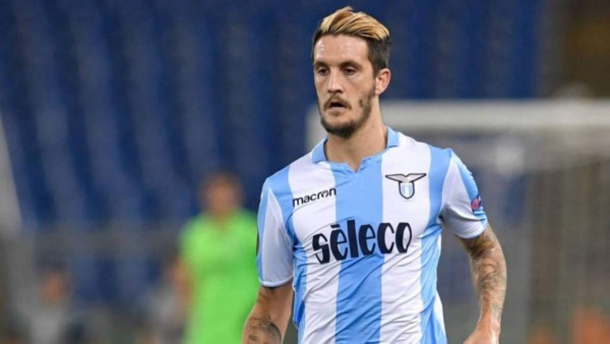 El Napoli piensa en el español Luis Alberto, de la Lazio, como posible refuerzo invernal según QS. El español está haciendo una gran campaña, que le ha valido para ir a la selección, por esta razón, el presidente del club romano lo ha tasado en 30 millones de euros.