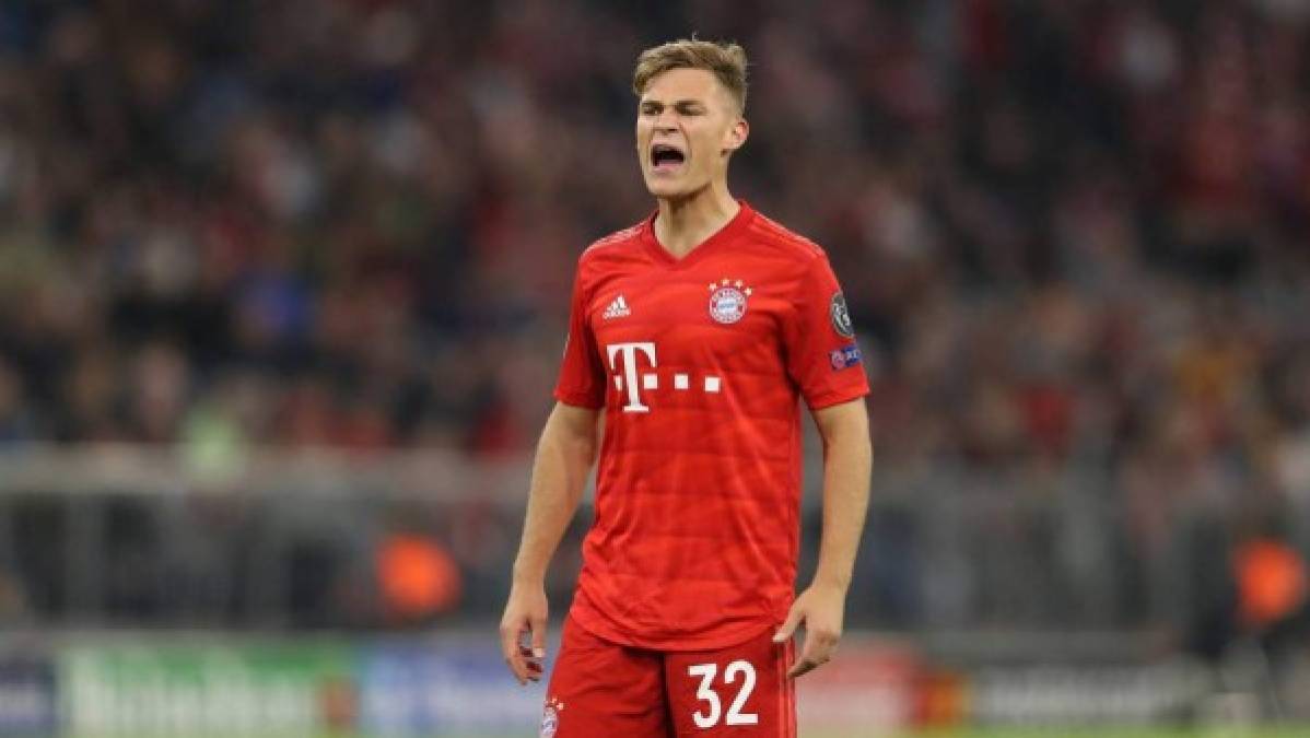 Joshua Kimmich (24 años) - El Barça busca un carrilero indiscutible y el que más gusta es el alemán del Bayern Múnich que destaca por su gran manejo del balón, su potencia, su contundencia y su vocación ofensiva. Con contrato hasta 2023, la tasación del defensa en el mercado es elevada y además el club bávaro no tiene intención de desprenderse de él, salvo que el jugador lo pidiera.