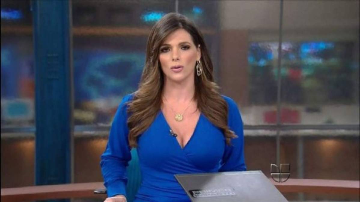 Recién, Bárbara Bermudo dejó de ser la copresentadora de Primer Impacto tras su repentina salida de Univisión, cadena en la que trabajó desde el 2002, por lo que dicen fuentes que la periodista no pudo ni despedirse de sus compañeros. Personas consultadas por el El Diario de Nueva York explicaron que la salida de Bermudo se trató de un recorte económico que realiza la empresa Univisión y que los directivos no tuvieron otra alternativa que despedir a la comunicadora.