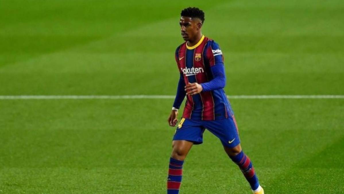 Junior Firpo: El lateral zurdo tampoco seguirá en las filas del Barcelona luego de confirmarse que Koeman sigue al frente del cuadro culé. Foto AFP.