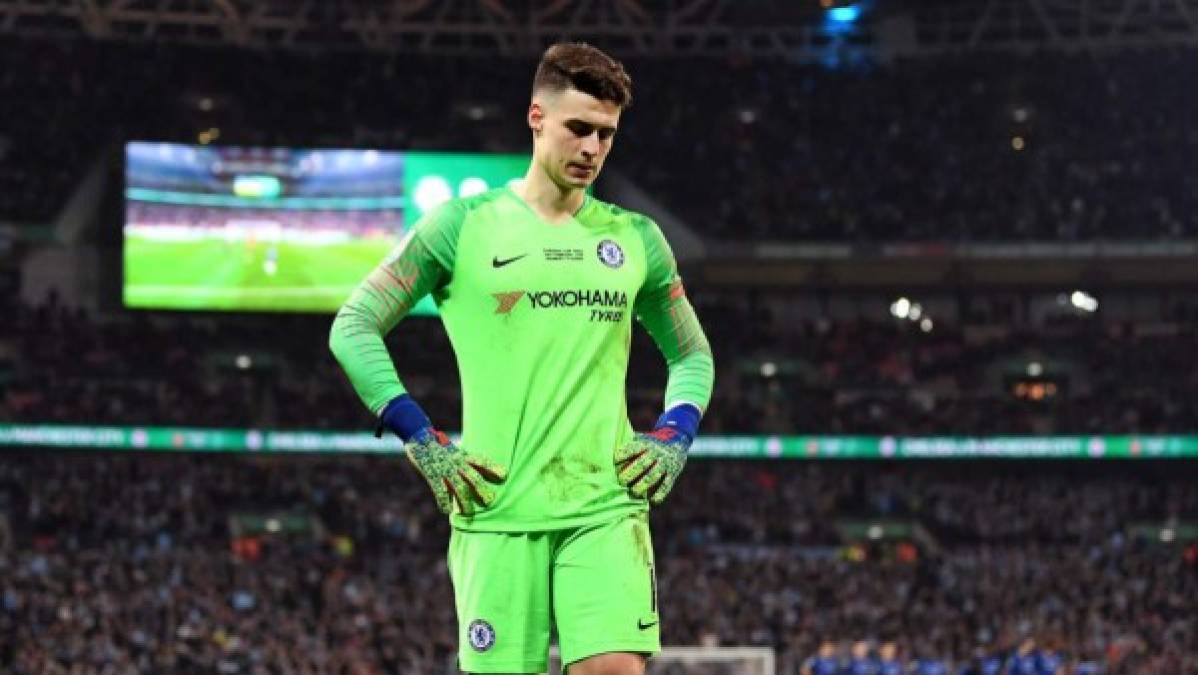 Kepa Arrizabalaga: Según The Sun, el joven portero español se plantea dejar el Chelsea. Estaría dispuesto a reducirse el sueldo para recalar en otro equipo fuera de Stamford Bridge.<br/>