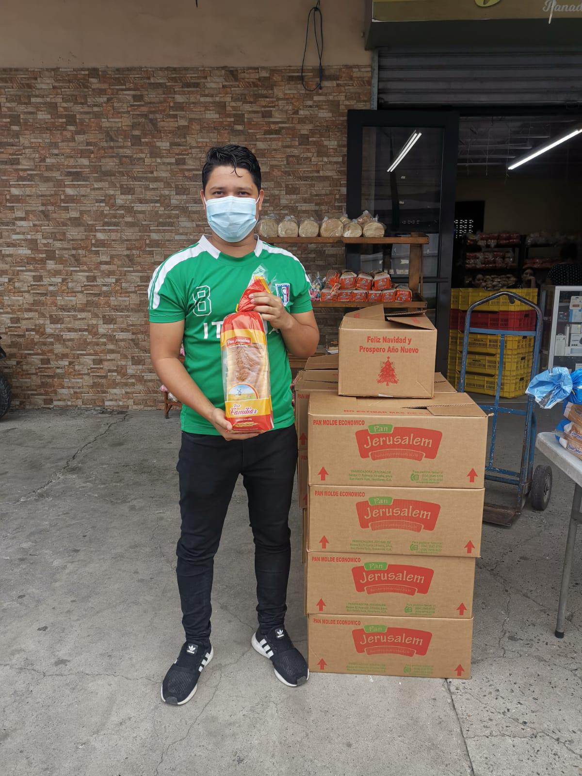 Panadería Jerusalém realizó una donación de pan molde.